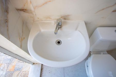 Casa à venda com 114m², 2 quartos e 3 vagasBanheiro social