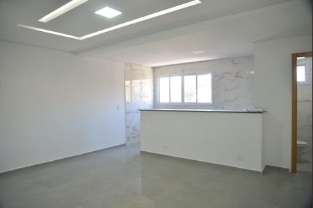 Casa à venda com 114m², 2 quartos e 3 vagasSala