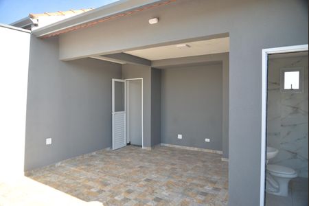 Casa à venda com 114m², 2 quartos e 3 vagasCobertura