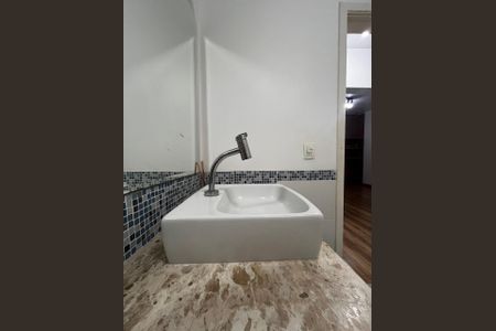 Apartamento para alugar com 47m², 1 quarto e 1 vaga Apartamento para alugar com 47m², 1 quarto e 1 vagaBanheiro