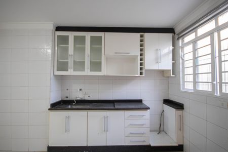 Casa para alugar com 240m², 3 quartos e 3 vagasCozinha