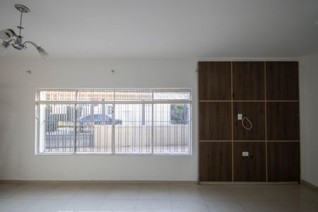 Casa para alugar com 240m², 3 quartos e 3 vagasSala