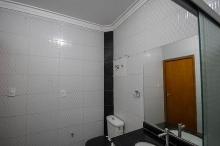 Casa para alugar com 240m², 3 quartos e 3 vagasBanheiro