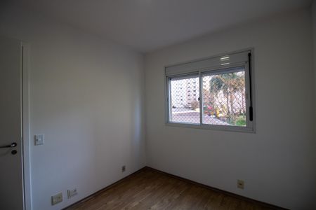 Apartamento para alugar com 120m², 3 quartos e 2 vagasQuarto 2