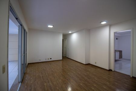 Apartamento para alugar com 120m², 3 quartos e 2 vagasSala