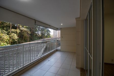 Apartamento para alugar com 120m², 3 quartos e 2 vagasVaranda