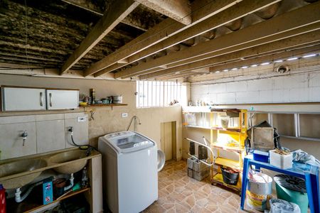 Casa à venda com 100m², 2 quartos e 2 vagas Casa à venda com 100m², 2 quartos e 2 vagasLavanderia