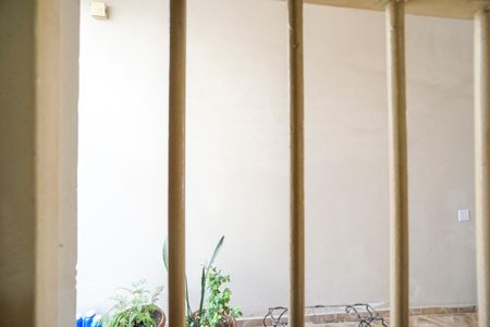 Casa à venda com 100m², 2 quartos e 2 vagas Casa à venda com 100m², 2 quartos e 2 vagasVista da sala