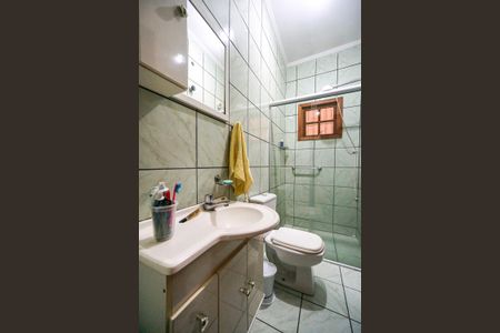 Casa à venda com 100m², 2 quartos e 2 vagas Casa à venda com 100m², 2 quartos e 2 vagasBanheiro da suíte 01