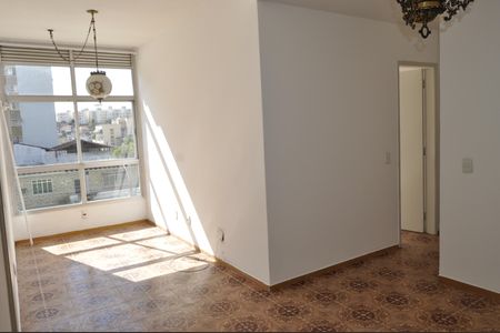 Apartamento à venda com 61m², 2 quartos e 1 vagaSala