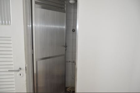 Apartamento à venda com 61m², 2 quartos e 1 vagaBanheiro de Serviço