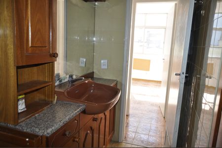 Apartamento à venda com 61m², 2 quartos e 1 vagaBanheiro Social