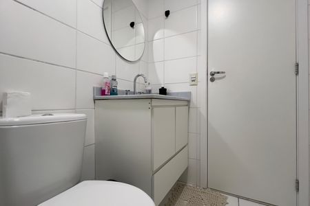 Apartamento à venda com 69m², 2 quartos e 1 vagaBanheiro da Suíte
