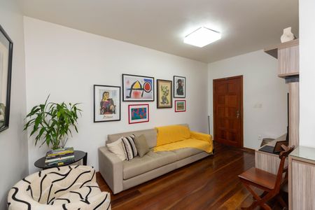 Apartamento à venda com 124m², 4 quartos e 2 vagas Apartamento à venda com 124m², 4 quartos e 2 vagasSala