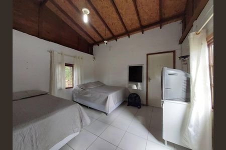 Casa para alugar com 40m², 1 quarto e 2 vagasQuarto
