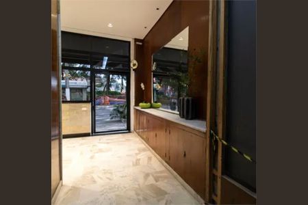 Apartamento à venda com 40m², 1 quarto e 1 vaga