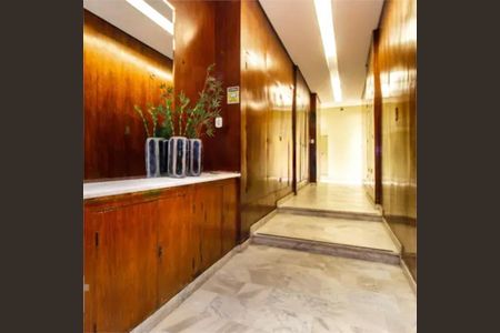 Apartamento à venda com 40m², 1 quarto e 1 vaga