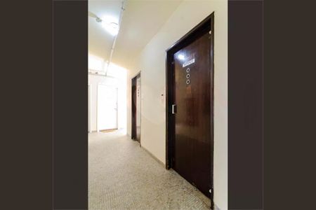 Apartamento à venda com 40m², 1 quarto e 1 vaga