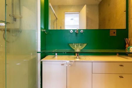 Apartamento para alugar com 70m², 1 quarto e 2 vagasBanheiro Social