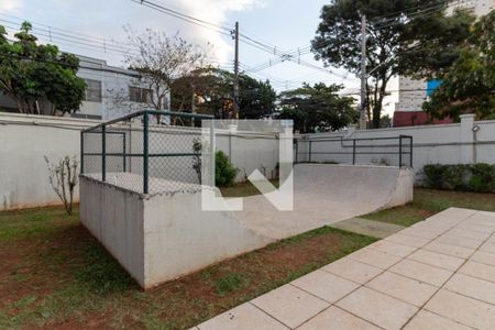 Apartamento à venda com 242m², 3 quartos e 4 vagas Apartamento à venda com 242m², 3 quartos e 4 vagasCondomínio - Pista de Skate