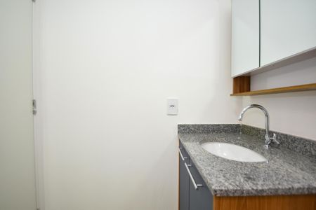 Studio à venda com 26m², 1 quarto e sem vaga Studio à venda com 26m², 1 quarto e sem vagaBanheiro social