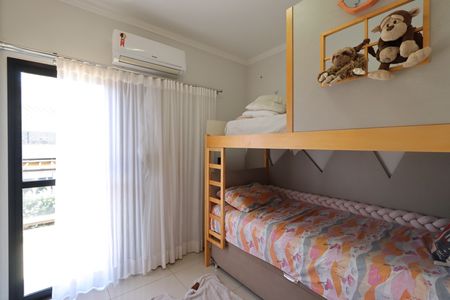 Casa de condomínio para alugar com 197m², 3 quartos e 3 vagasSuíte 2