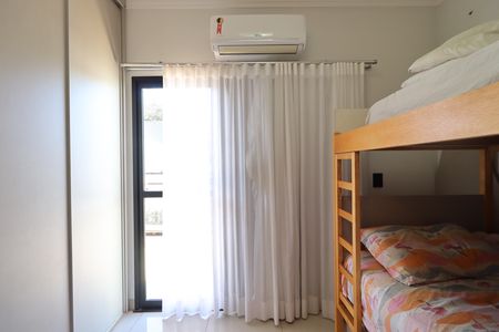 Casa de condomínio para alugar com 197m², 3 quartos e 3 vagasSuíte 2