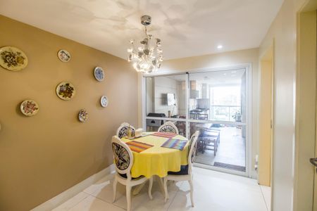 Apartamento para alugar com 232m², 3 quartos e 3 vagasCopa