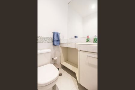 Apartamento para alugar com 232m², 3 quartos e 3 vagasBanheiro da Suíte 2