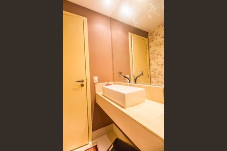 Apartamento para alugar com 232m², 3 quartos e 3 vagasLavabo