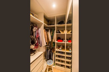 Apartamento para alugar com 232m², 3 quartos e 3 vagasCloset da suíte 2