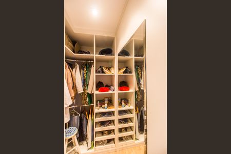 Apartamento para alugar com 232m², 3 quartos e 3 vagasCloset da suíte 2