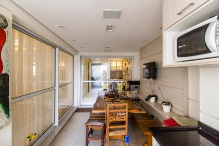 Apartamento para alugar com 232m², 3 quartos e 3 vagasVaranda gourmet