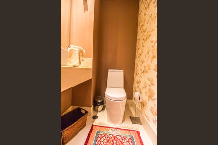 Apartamento para alugar com 232m², 3 quartos e 3 vagasLavabo