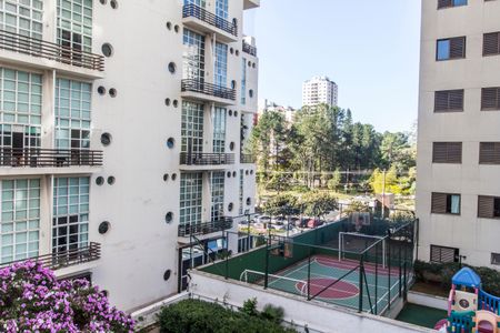 Apartamento para alugar com 232m², 3 quartos e 3 vagasVista da Suíte 1