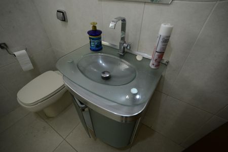 Casa à venda com 120m², 3 quartos e 1 vagaBanheiro 2