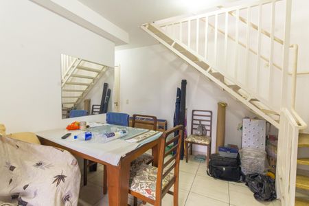 Apartamento à venda com 120m², 2 quartos e 1 vagaSala