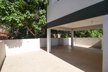 Apartamento à venda com 32m², 1 quarto e sem vagaÁrea Comum