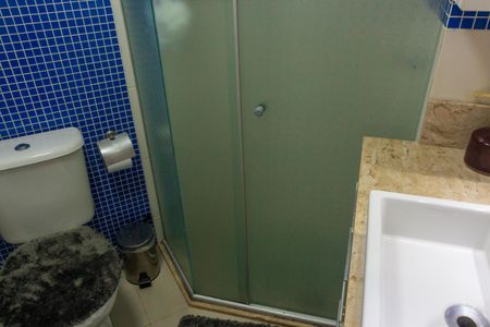 Apartamento à venda com 60m², 3 quartos e 1 vaga Apartamento à venda com 60m², 3 quartos e 1 vagaBanheiro Social