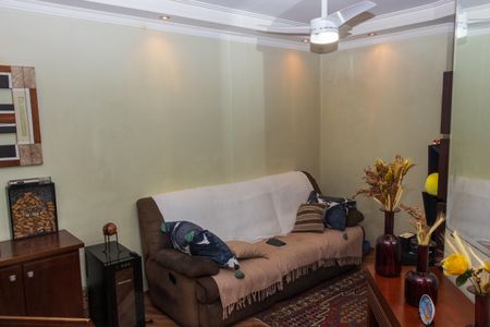 Apartamento à venda com 60m², 3 quartos e 1 vaga Apartamento à venda com 60m², 3 quartos e 1 vagaSala