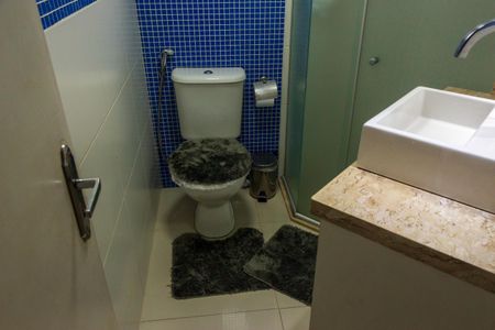 Apartamento à venda com 60m², 3 quartos e 1 vaga Apartamento à venda com 60m², 3 quartos e 1 vagaBanheiro Social