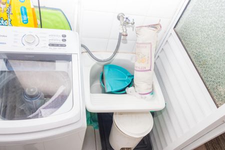 Apartamento à venda com 60m², 3 quartos e 1 vaga Apartamento à venda com 60m², 3 quartos e 1 vagaÁrea de Serviço