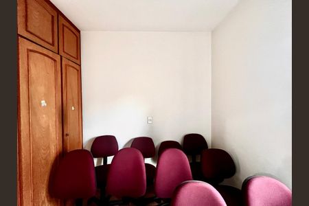 Casa à venda com 500m², 5 quartos e 10 vagas Casa à venda com 500m², 5 quartos e 10 vagasQuarto 4