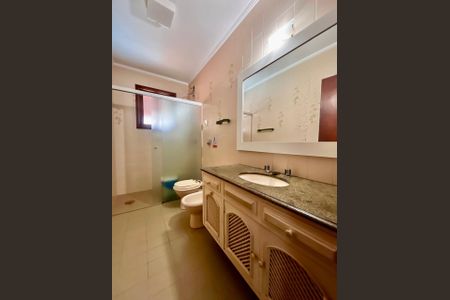 Casa à venda com 500m², 5 quartos e 10 vagas Casa à venda com 500m², 5 quartos e 10 vagasBanheiro Social