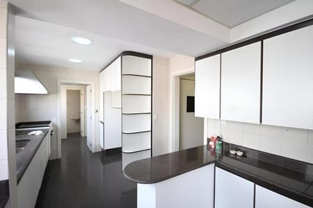 Apartamento à venda com 480m², 3 quartos e 4 vagasFoto 36