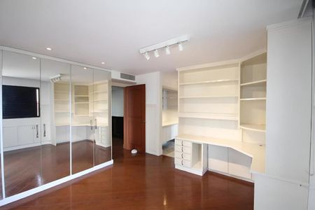 Apartamento à venda com 480m², 3 quartos e 4 vagasFoto 17