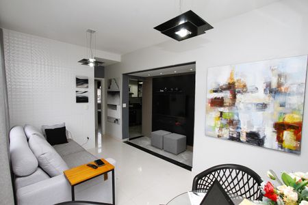 Sala de apartamento à venda com 2 quartos, 58m² em Salgado Filho, Belo Horizonte
