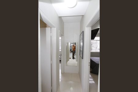 Apartamento para alugar com 58m², 2 quartos e 1 vagaCorredor