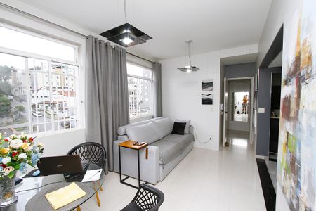 Apartamento para alugar com 58m², 2 quartos e 1 vagaSala