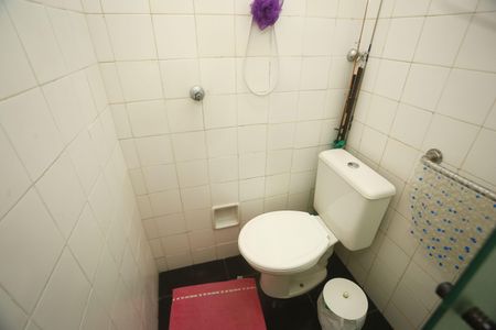 Apartamento à venda com 58m², 2 quartos e 1 vagaBanheiro de Serviço